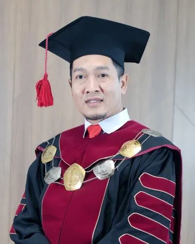 Wakil Rektor I: Dr. Ardhiles Wahyu Kurniawan, S.Kep., Ners., M.Kep.