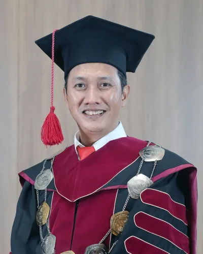 Wakil Rektor III dan IV: Amin Zakaria, S.Kep., Ners., M.Kes.